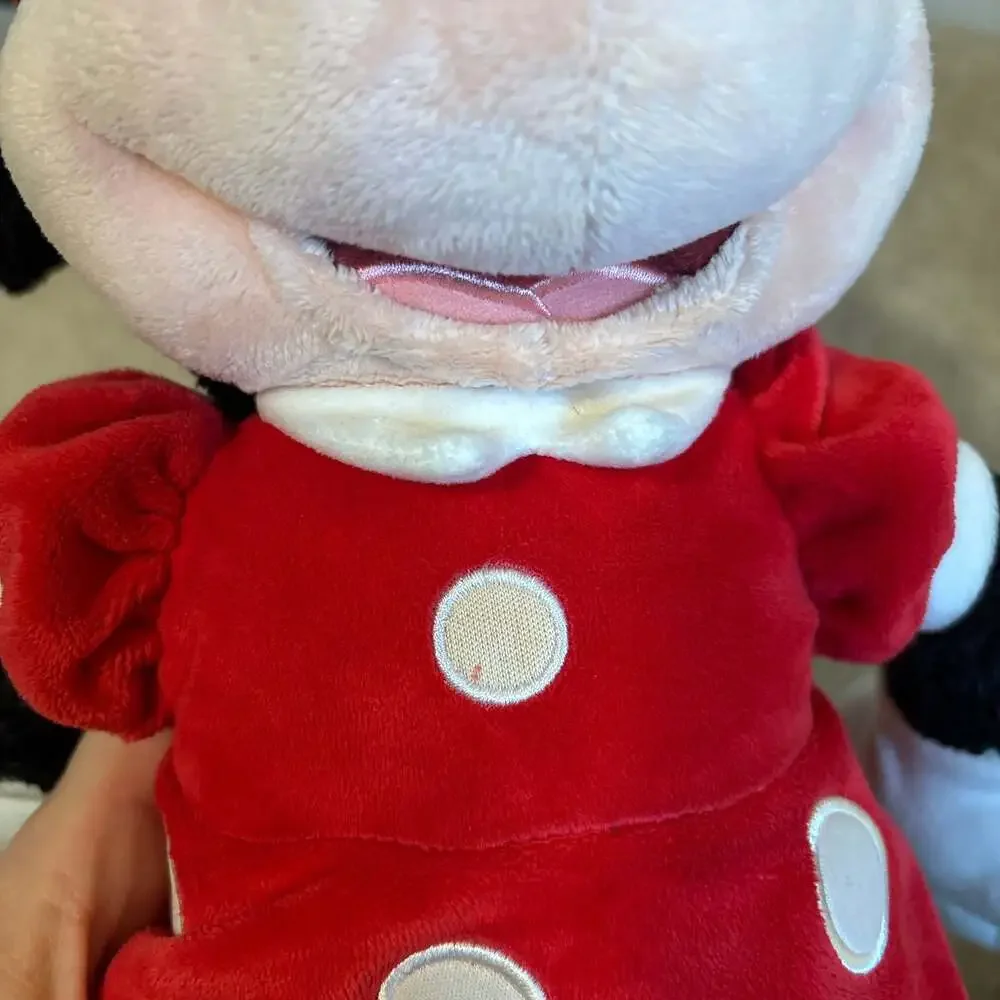 Authentic Disneyland Disney World Stuffed Minnie Mouse 24